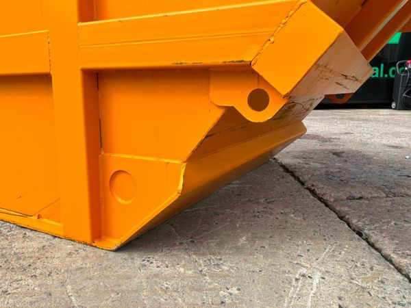 New / unused 5 cubic yard material drag skip.....3 398073947