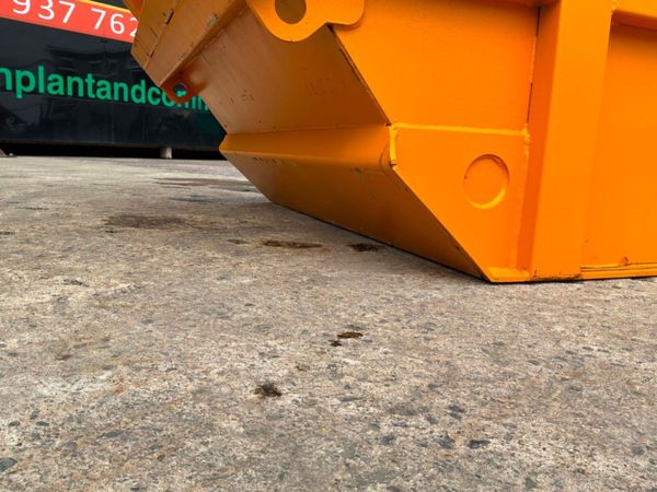 New / unused 5 cubic yard material drag skip.....3 398073961