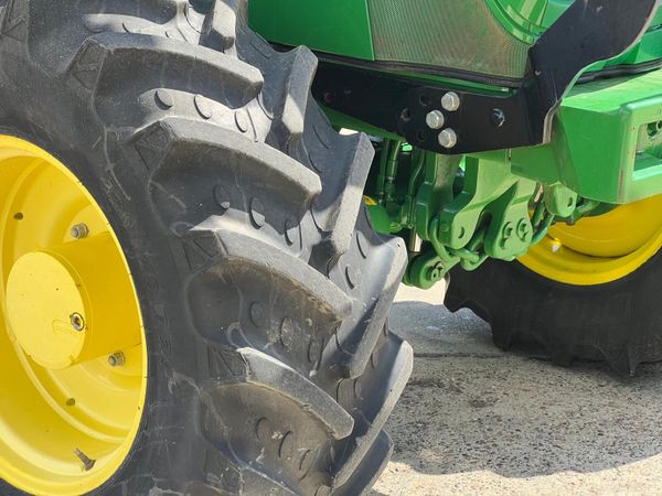 John Deere 6 130 R 398025517