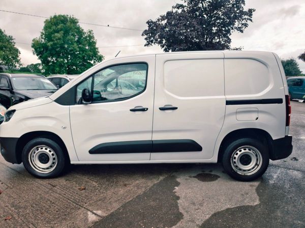 Toyota Proace City GX FSH Incl VAT 398156396
