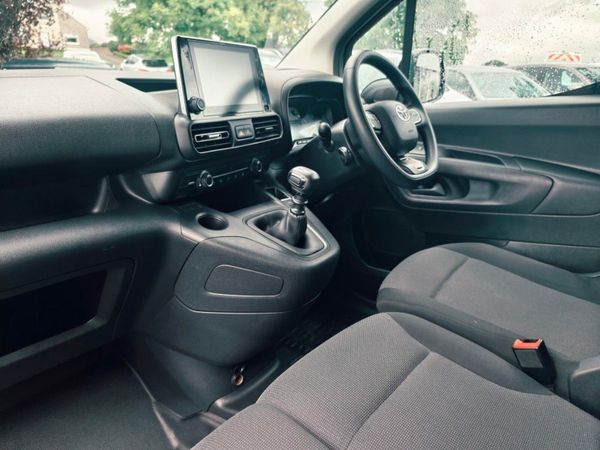 Toyota Proace City GX FSH Incl VAT 398156401