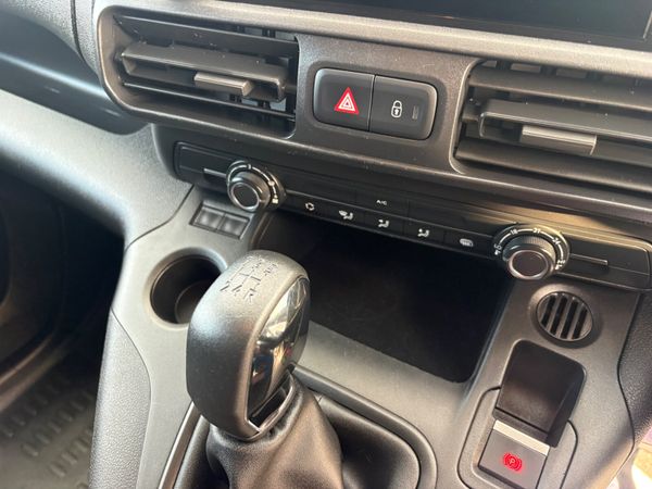 Peugeot Partner LWB 398111111