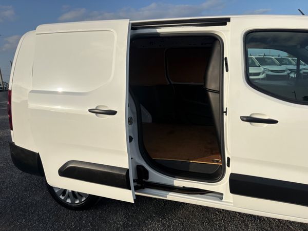 Peugeot Partner LWB 398111126