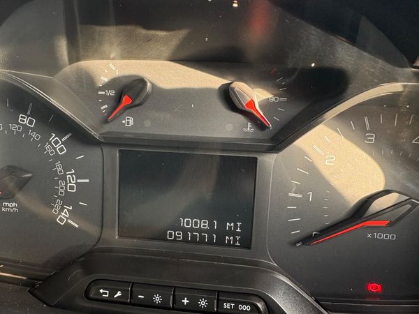 Peugeot Partner LWB 398111128