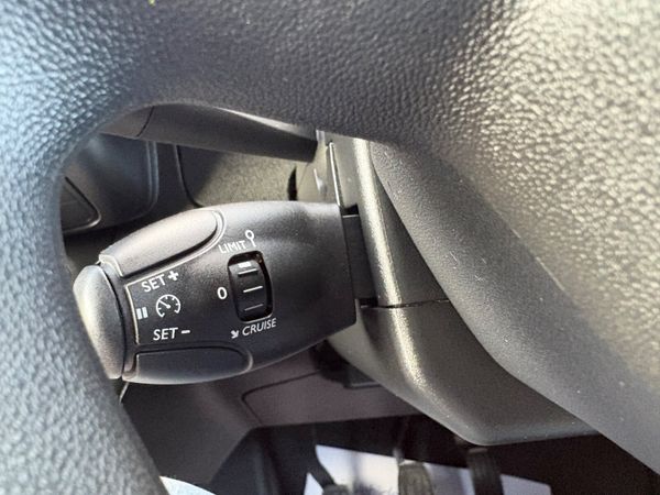 Peugeot Partner LWB 398111134
