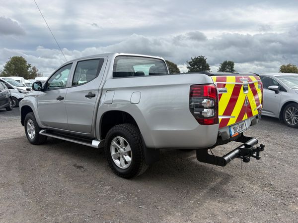 Mitsubishi L200 398112502