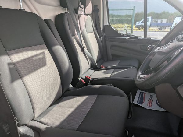 Ford Transit Custom 2023 398138729