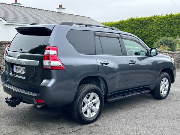 2016 Toyota Land Cruiser LWB Auto… 398250445
