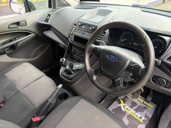 Ford Transit 2019 398265459