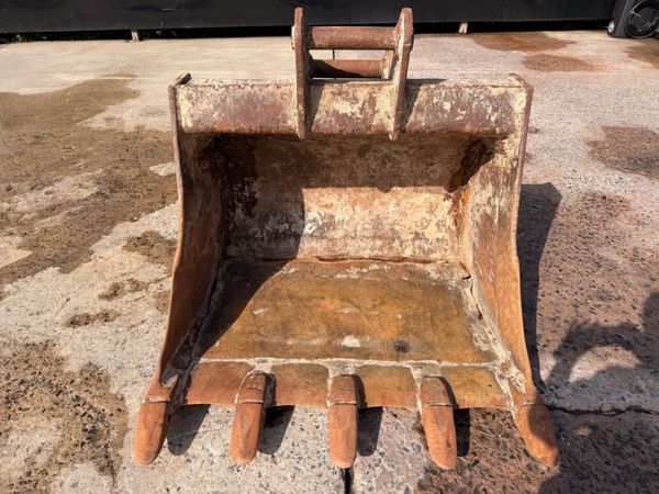 48 inch digging bucket 65mm ....K0140 398273479