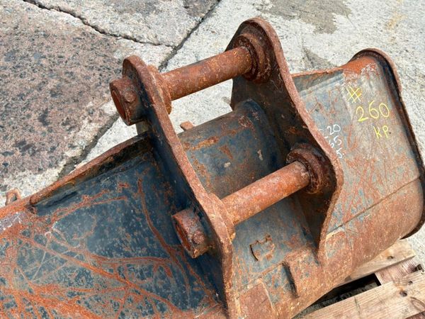36" Rhinox digging Bucket....45mm pins.......260kp 398290647