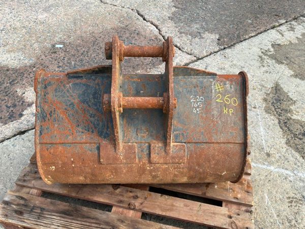 36" Rhinox digging Bucket....45mm pins.......260kp 398290658
