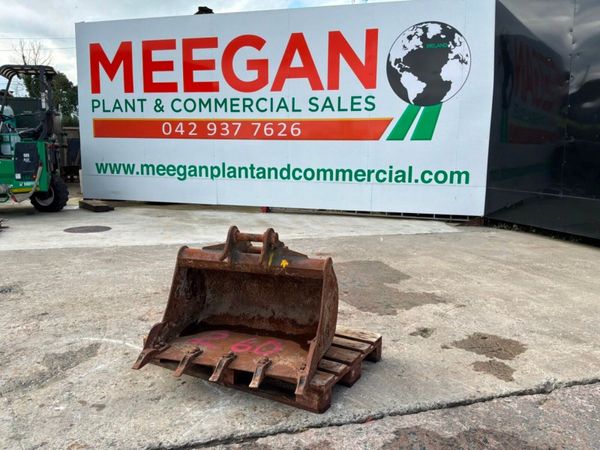 36" Rhinox digging Bucket....45mm pins.......260kp 398290618