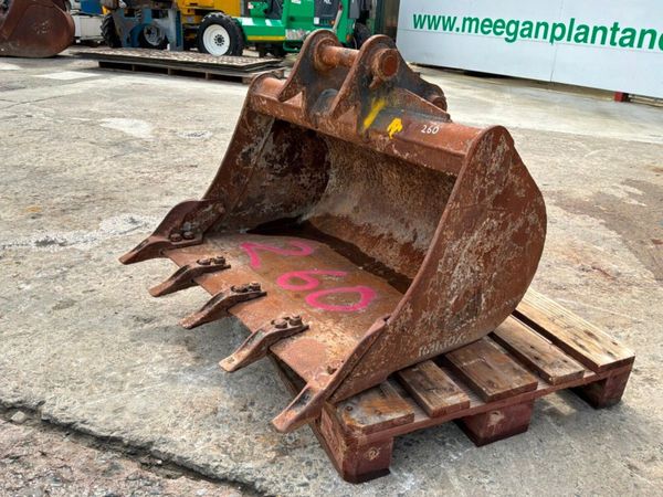 36" Rhinox digging Bucket....45mm pins.......260kp 398290629