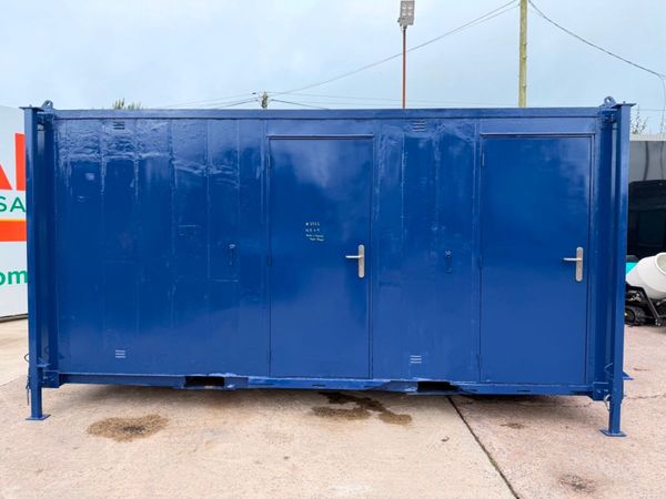 16 x 9  male / female toilet block unit ....3732 398290787