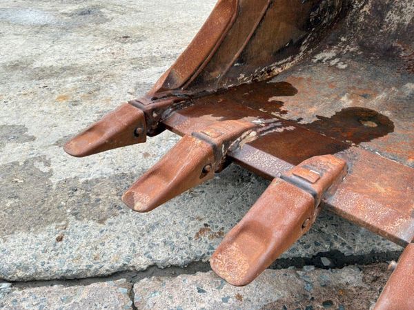 36" digging bucket........80mm pins........315kp. 398295507