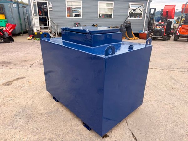 steel diesel fuel bowser , 12 volt pump + nozzle . 398295602