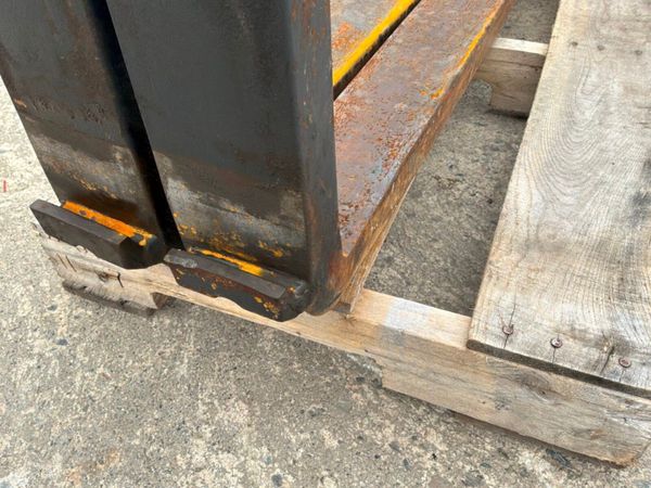 16" sliding  forks / Class 2 .....2.5 ton forklift 398295628