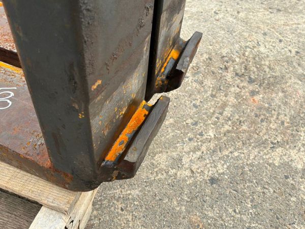 16" sliding  forks / Class 2 .....2.5 ton forklift 398295630