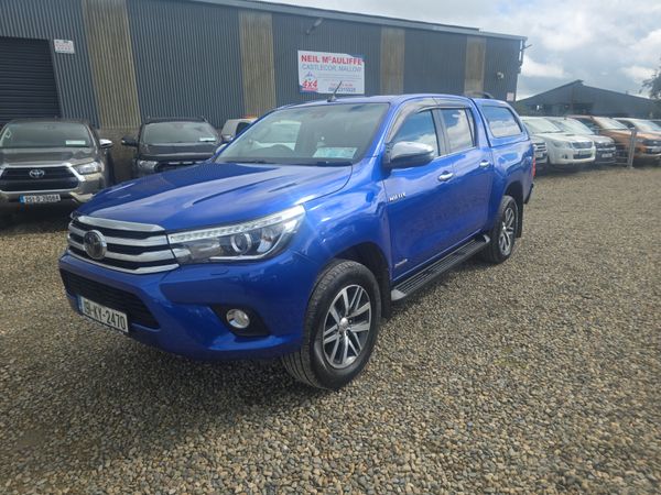 Toyota Hilux 2.4 D4D Invincible 398218367