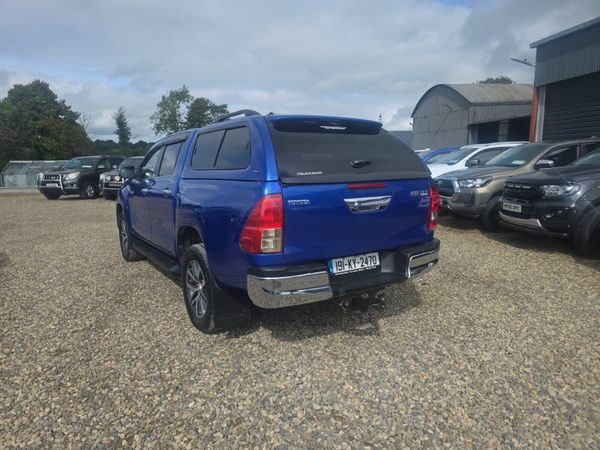 Toyota Hilux 2.4 D4D Invincible 398218378