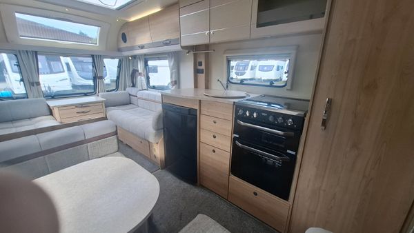 Elddis Avante 6 Berth Caravan 398346595