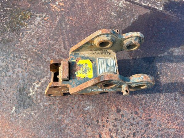 Strickland quick hitch...30mm pins....mini digger. 398384930