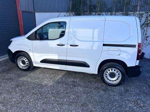 2024 Peugeot Partner - Best priced in Ireland 398386270
