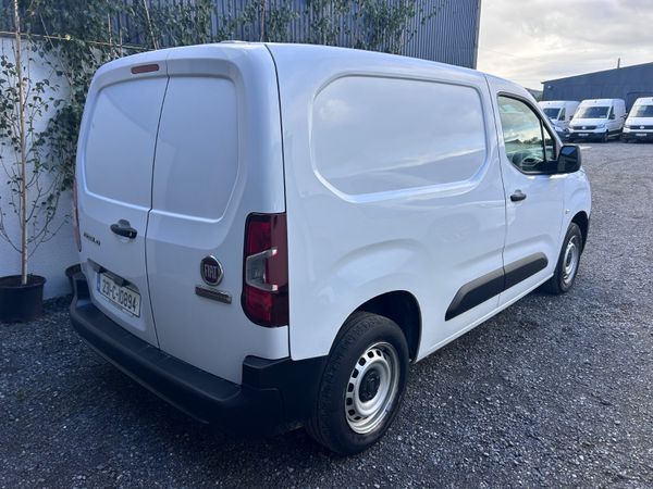 2023 Fiat Doblo - 29’000 kms! 398394151