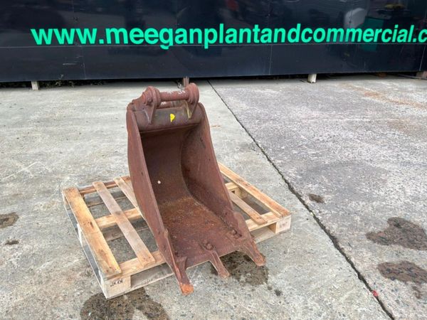 18" toothed digging bucket........50mm pins....... 398445854