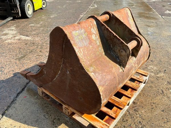 48" toothed digging bucket......65mm pins.......28 398445899