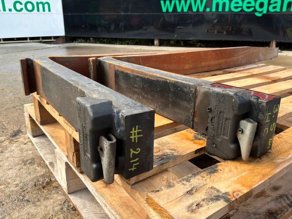 48" sliding Forks.....20" carriage.......Class 3.. 398401839
