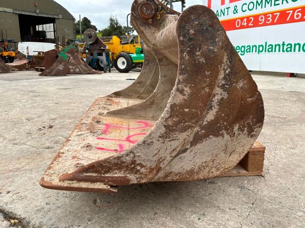 72" Strickland grading bucket....65mm pins........ 398541344
