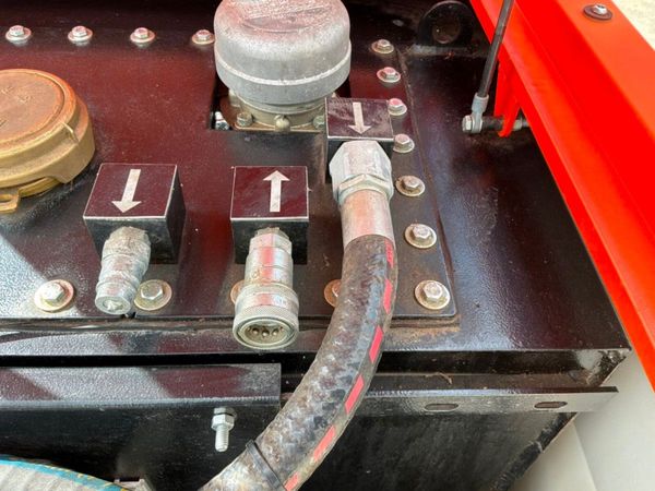 2019 'Top metal' bunded diesel Bowser...1910 litre 398573871