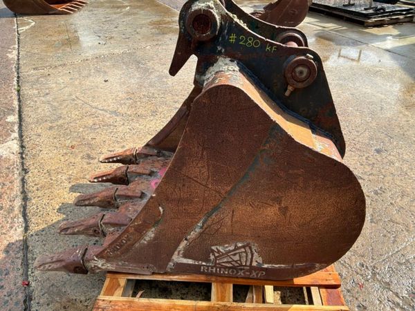 36" Rhinox digging bucket........65mm pins.......2 398586312