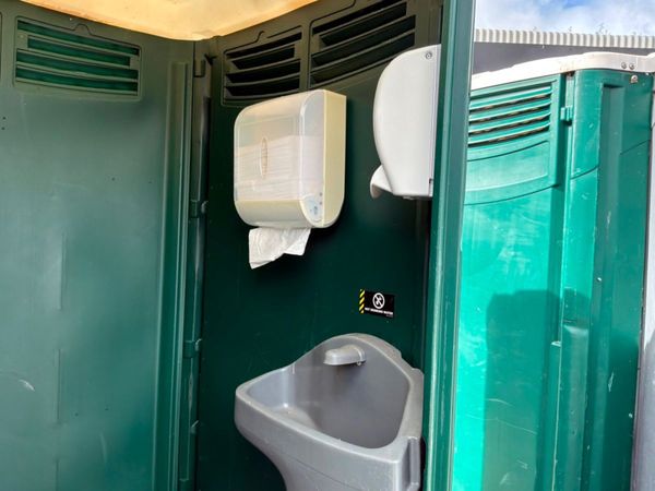 Portable Toilet. Self build / Builders Portaloo... 398586626