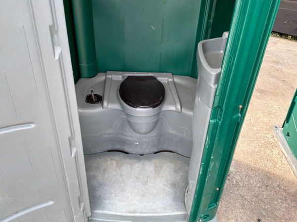 Portable Toilet. Self build / Builders Portaloo... 398586629