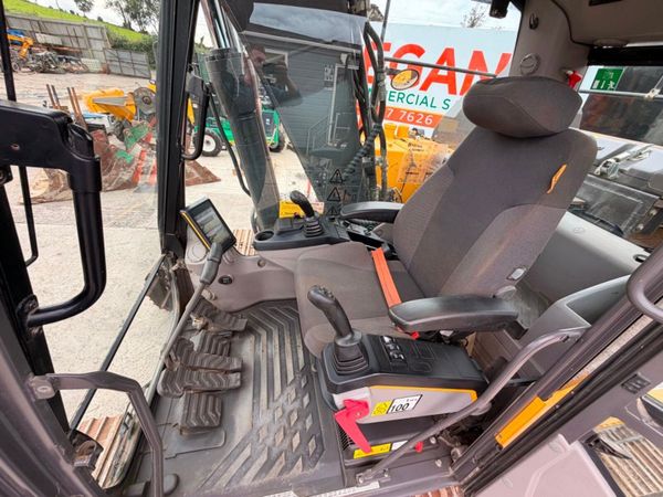 2022 Volvo EC140EL digger excavator 13 ton , 14 to 398512256