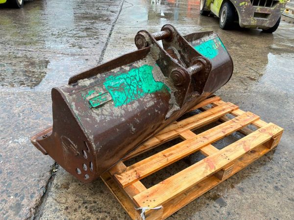 60" Strickland Grading bucket....50mm pins........ 398661862