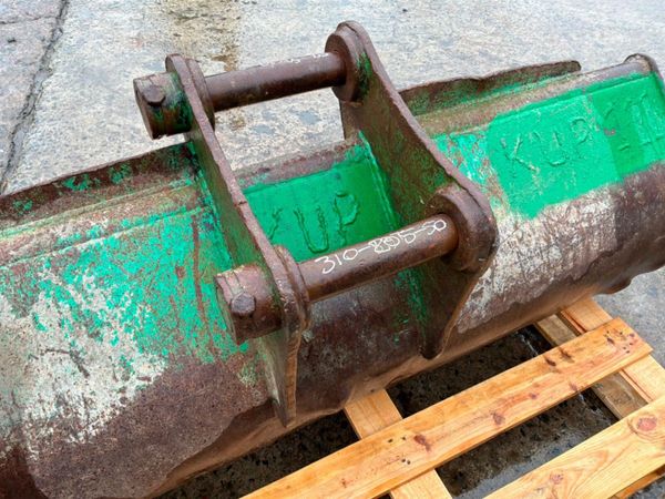 60" Strickland  grading bucket......50mm pins    2 398661912