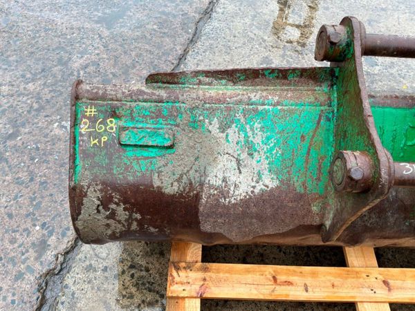 60" Strickland  grading bucket......50mm pins    2 398661916