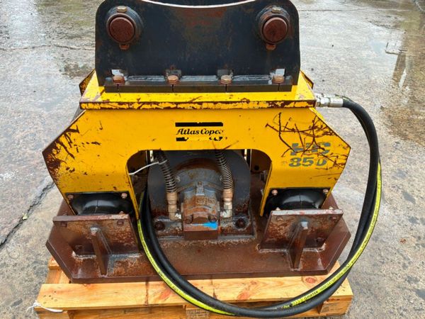 Atlas Copco HC 850 Wacker plate......65mm cradle.. 398685496