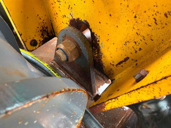 Atlas Copco HC 850 Wacker plate......65mm cradle.. 398685501