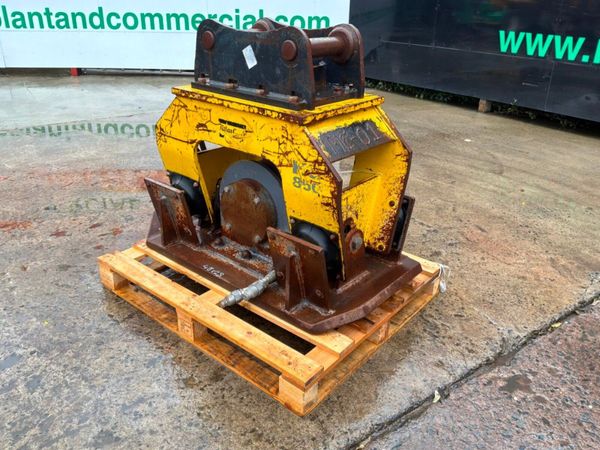 Atlas Copco HC 850 Wacker plate......65mm cradle.. 398685518