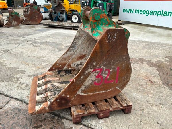 40" digging bucket.......80mm pins / 20 tonne   32 398629040
