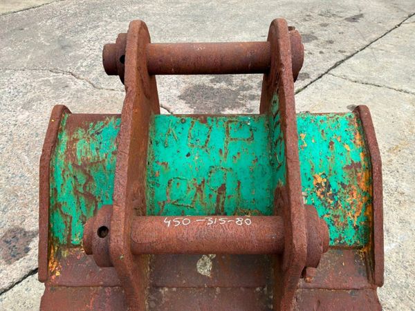 36" Geith digging bucket....80mm pins / 20 tonne.. 398629071