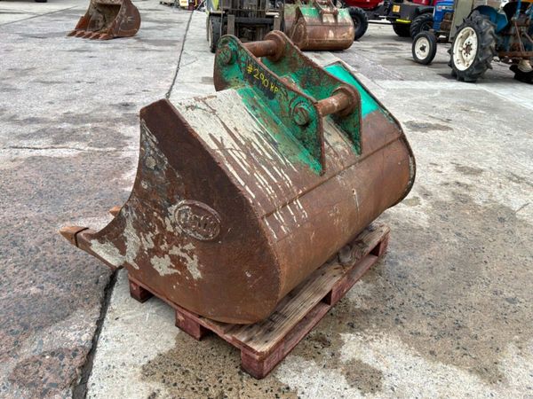 48" Geith digging bucket......65mm pin........290k 398629098