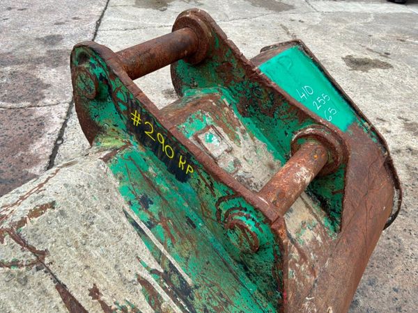 48" Geith digging bucket......65mm pin........290k 398629100