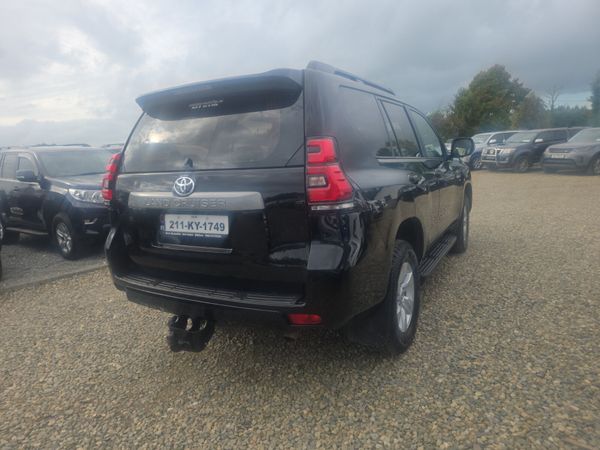 Toyota Land Cruiser LC Business Class 204Bhp 398773814