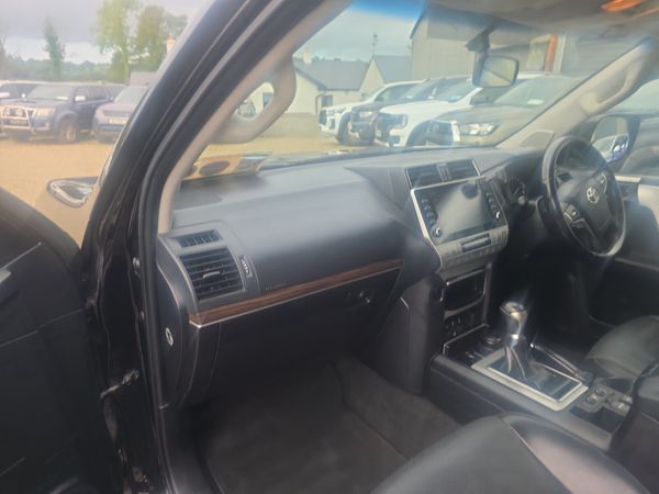 Toyota Land Cruiser LC Business Class 204Bhp 398773821